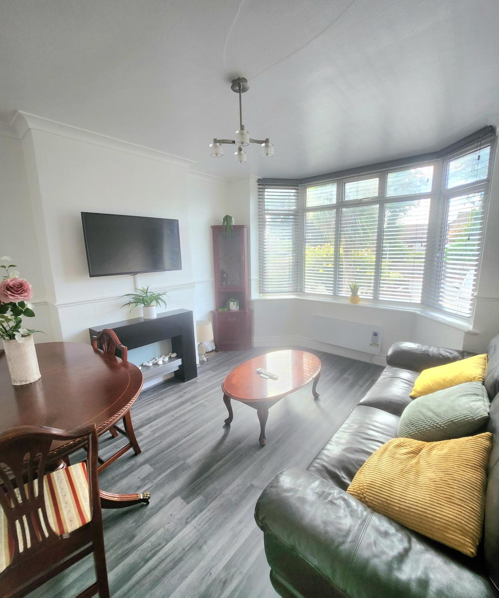 The Comfy Resort, Free Private Parking & Wifi, 9 Beds Colchester Extérieur photo