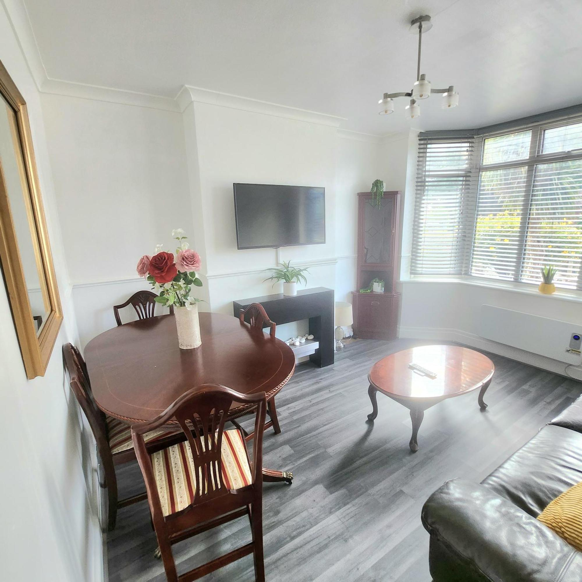 The Comfy Resort, Free Private Parking & Wifi, 9 Beds Colchester Extérieur photo